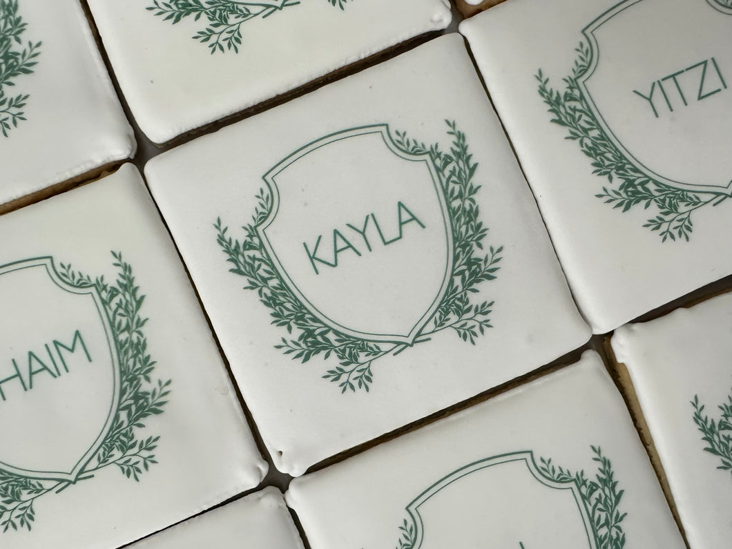 Leaf Crest Place Card Cookies