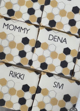 Load image into Gallery viewer, Honeycomb Place Card Cookies
